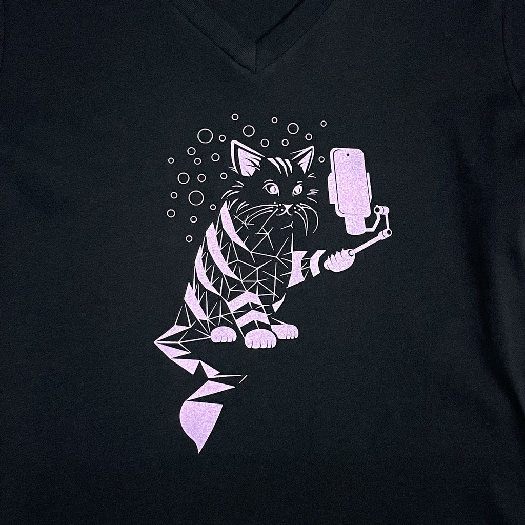 Snap Cat Womens V-neck T-shirt